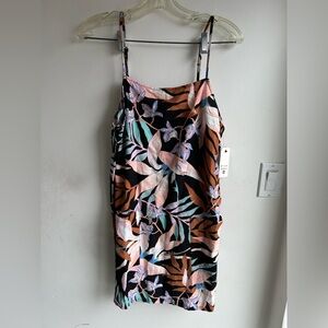Billabong Floral Mini Dress. Tropical print. Women’s size large. New with tags!